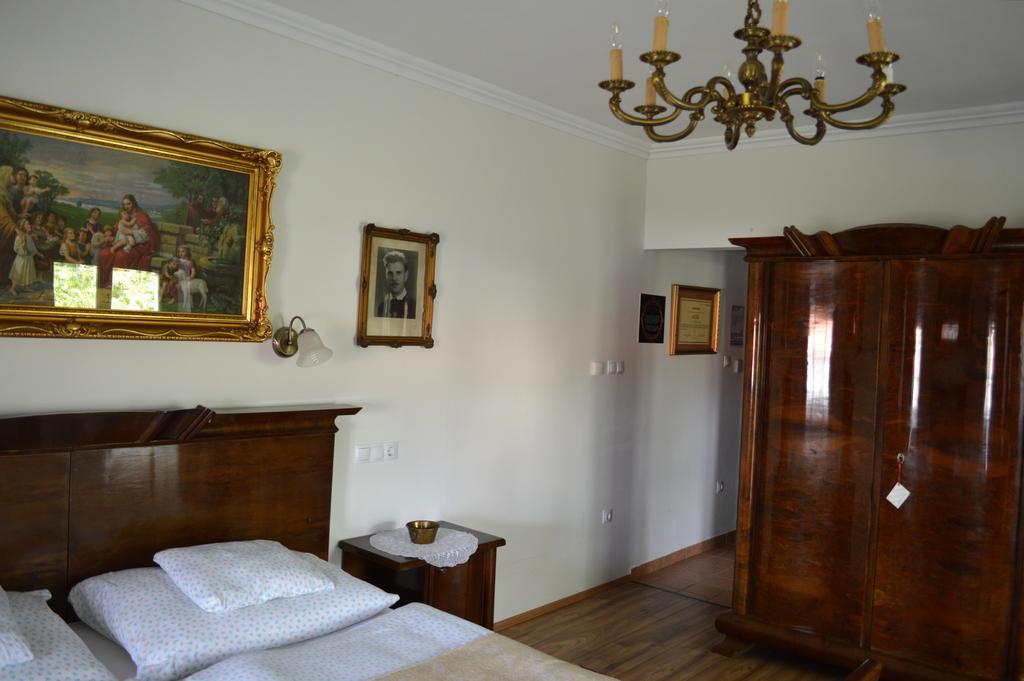 Edvy Malom Fogado Barokk Udvarhaz Pápa Extérieur photo