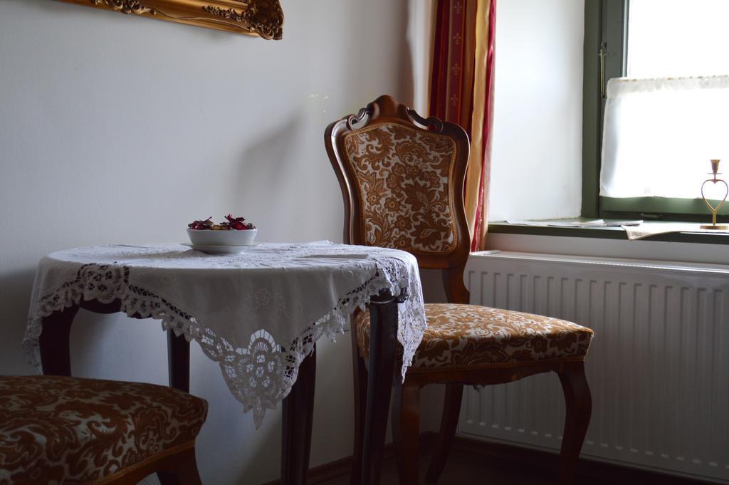 Edvy Malom Fogado Barokk Udvarhaz Pápa Extérieur photo